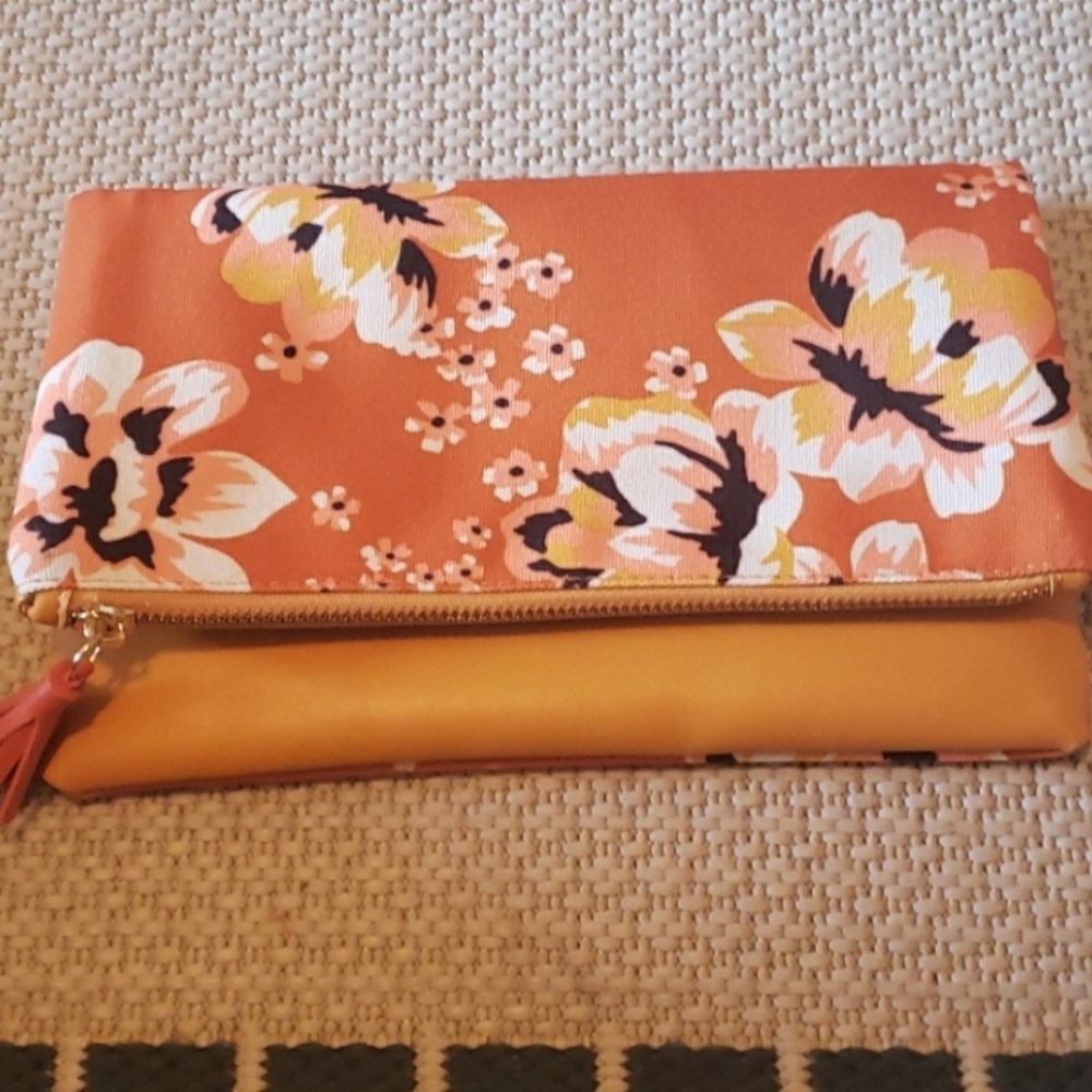 Reversible Clutch by Rachel Pally